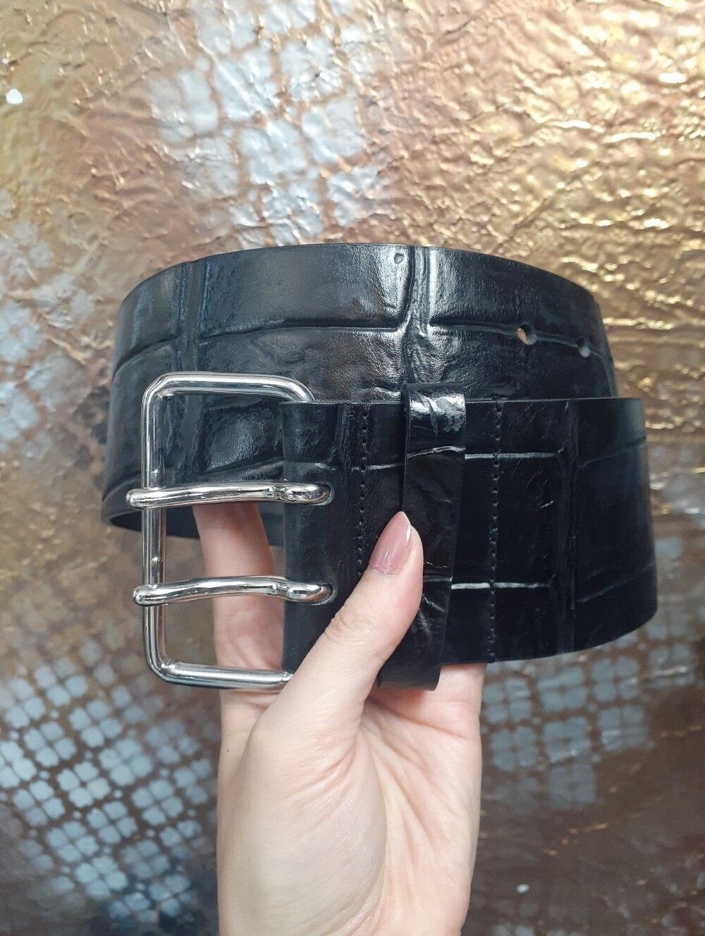 Zara Black Croc-Embossed Wide Leather Belt with Double-Prong Buckle - Picture 13 of 16